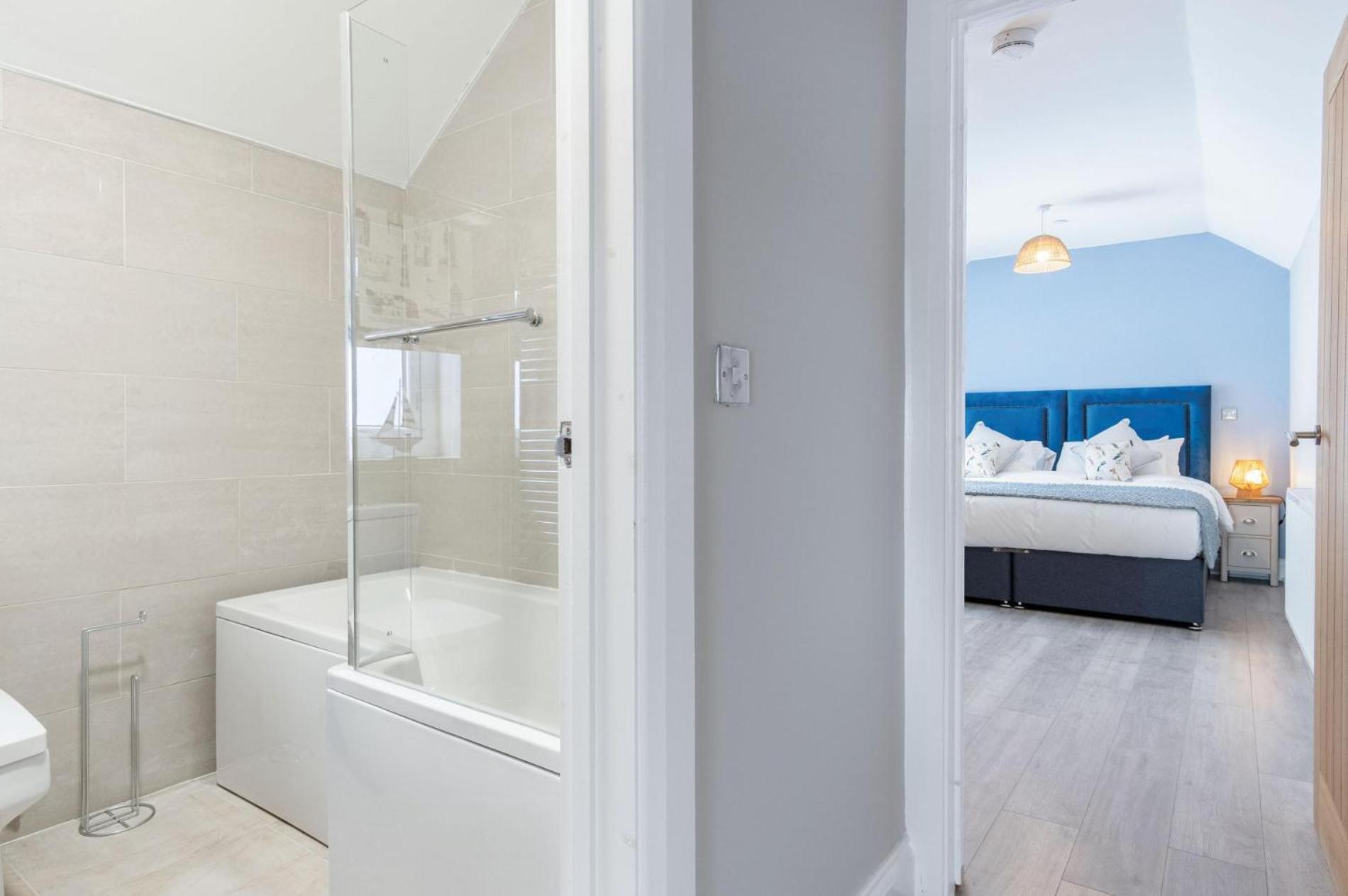 Harbour View - 2 Bedroom Apartment - Milford Haven Dış mekan fotoğraf