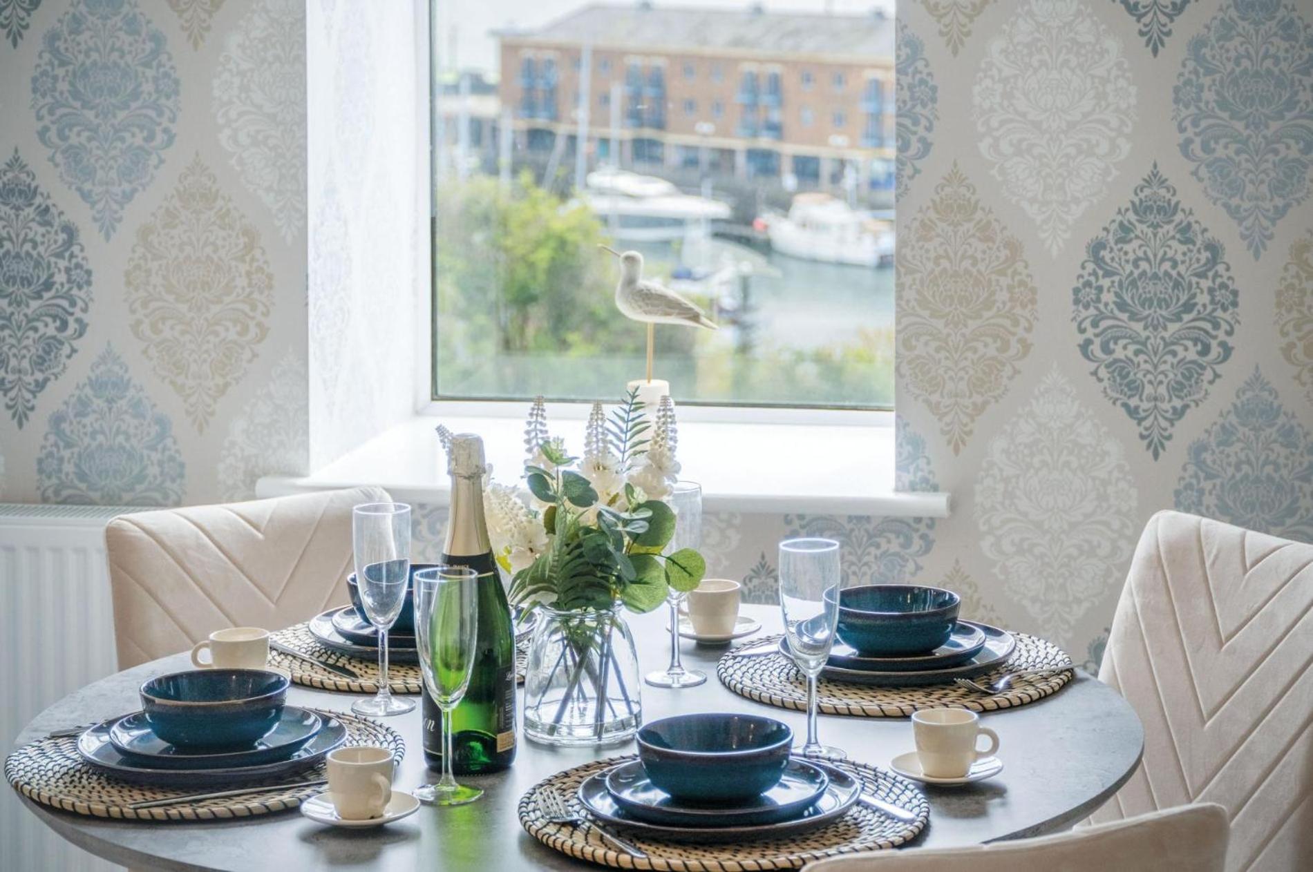 Harbour View - 2 Bedroom Apartment - Milford Haven Dış mekan fotoğraf