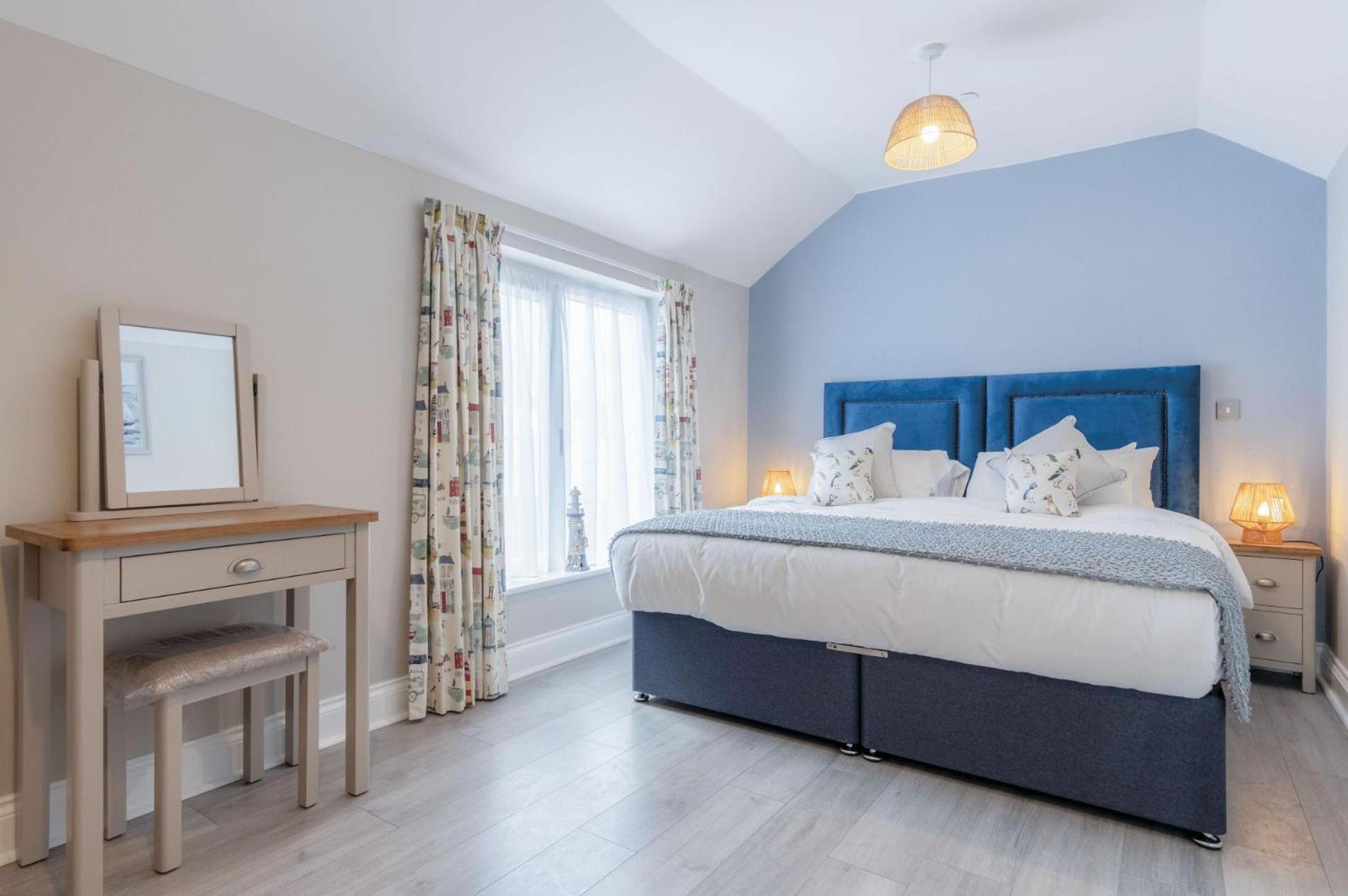 Harbour View - 2 Bedroom Apartment - Milford Haven Dış mekan fotoğraf